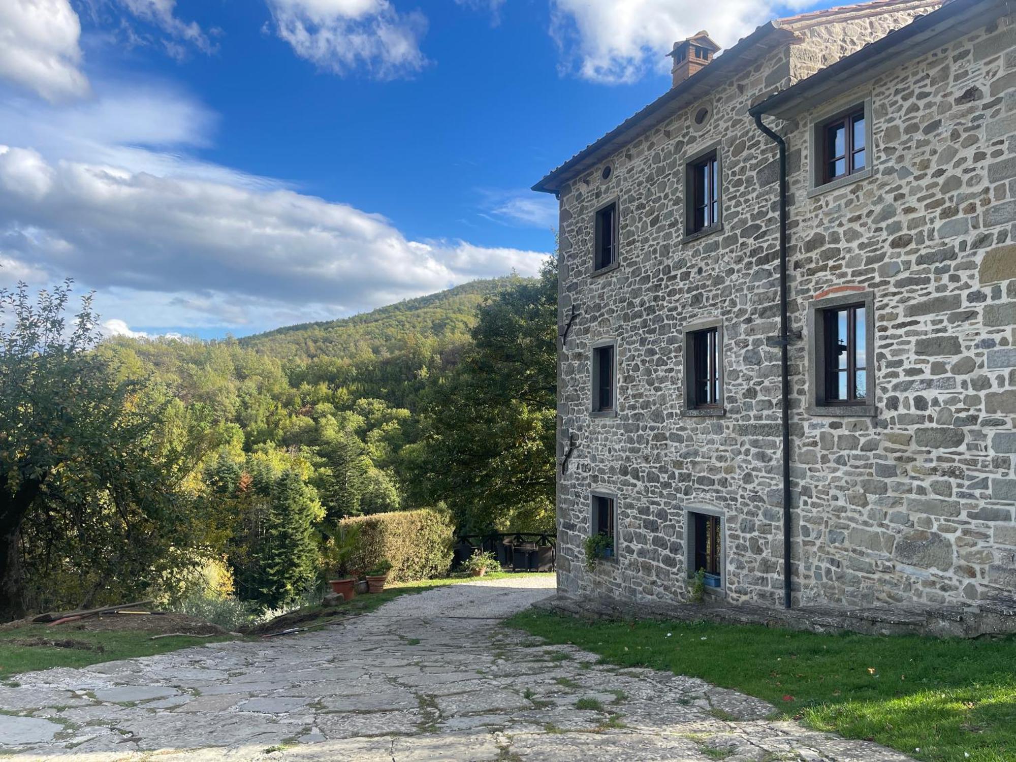 Bio Agriturismo Il Vigno Caprese Michelangelo Exteriör bild